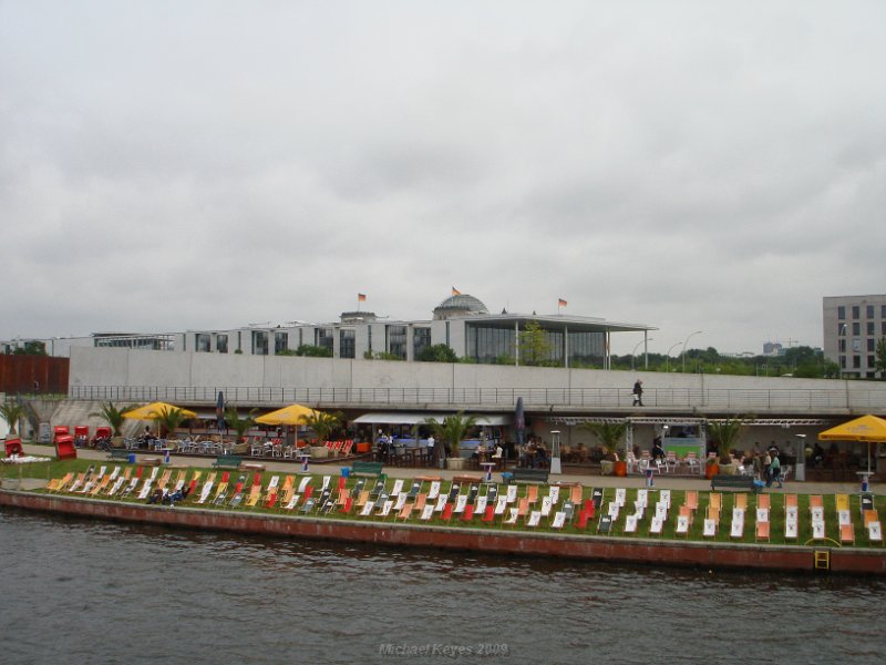 DSC06492.JPG - Boatride on the Spree