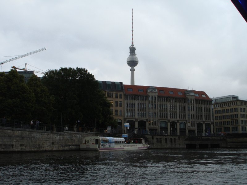 DSC06529.JPG - Boatride on the Spree