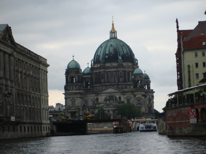 DSC06536.JPG - Boatride on the Spree