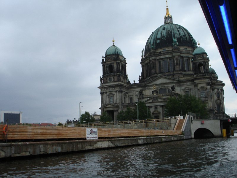 DSC06539.JPG - Boatride on the Spree