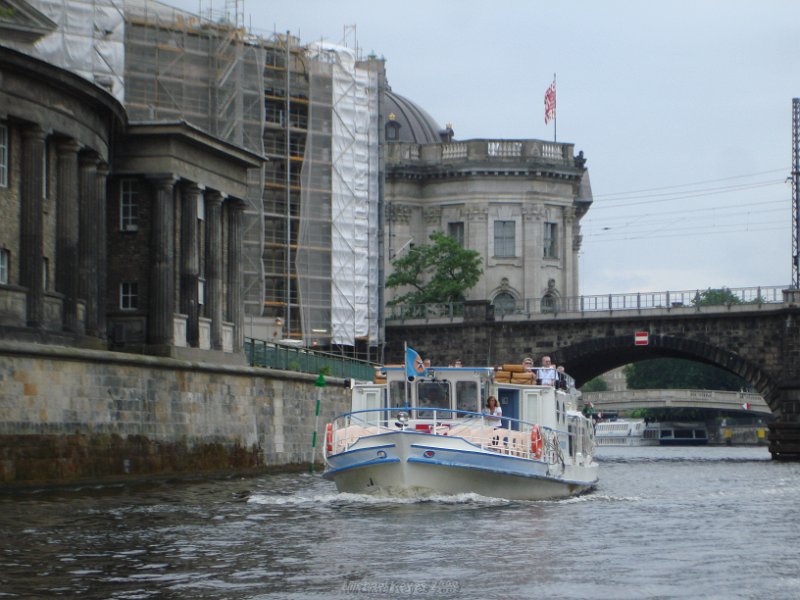 DSC06545.JPG - Boatride on the Spree