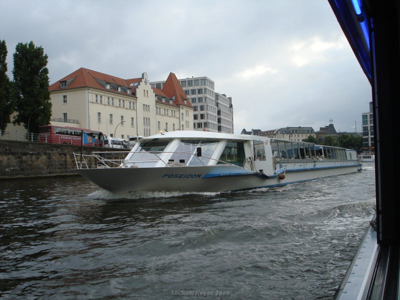 DSC06552.JPG - Boatride on the Spree