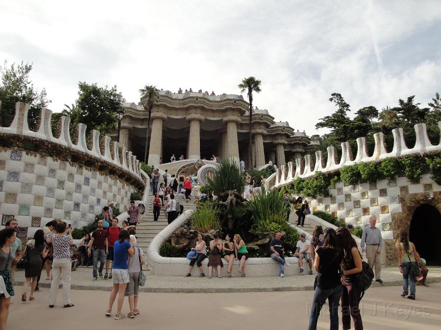 DSC01220.JPG - Gaudi's Parc Gruell, Entrance