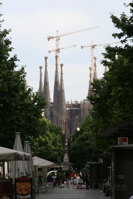 IMG_6082.JPG - Looking back at Sagrada Familia, Active Construction