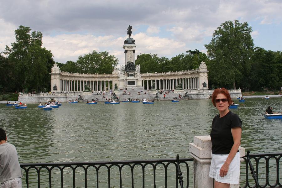 IMG_7194.JPG - Retiro Park