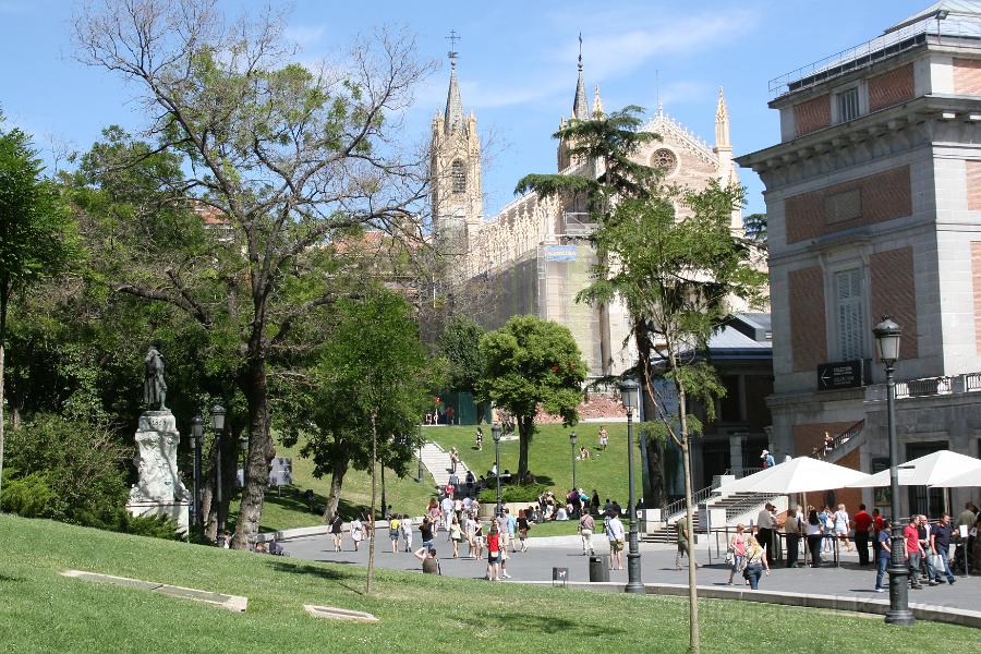 IMG_8265.JPG - Prado Museum with San Jeronimo in the Background