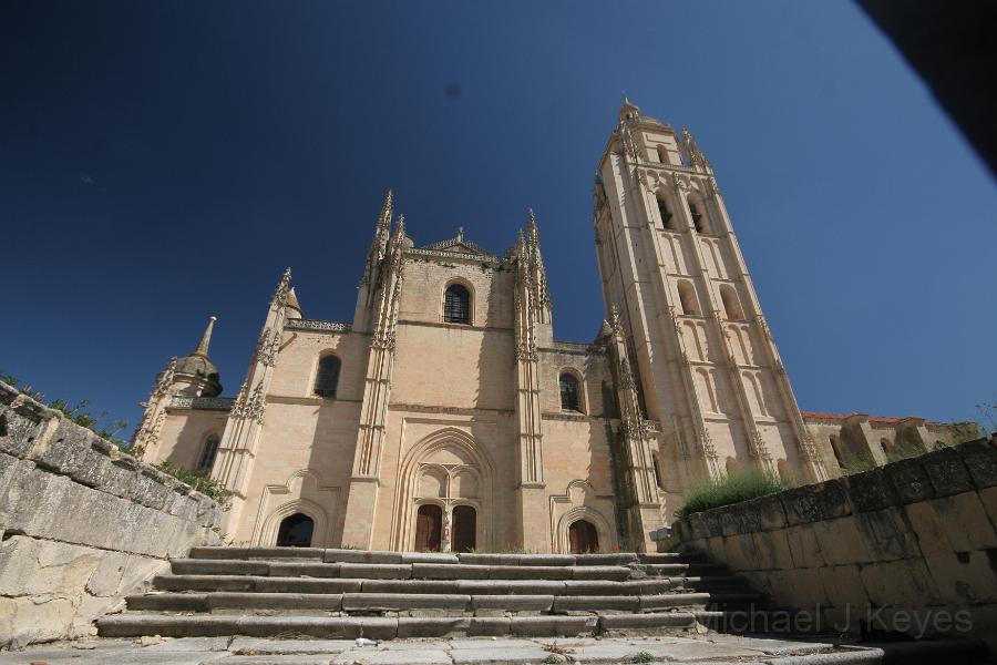 IMG_5148.JPG - Begun in the 16th century but not finished until 1768, Segovia Cathedral is the last Gothic cathedral to be built in Spain.