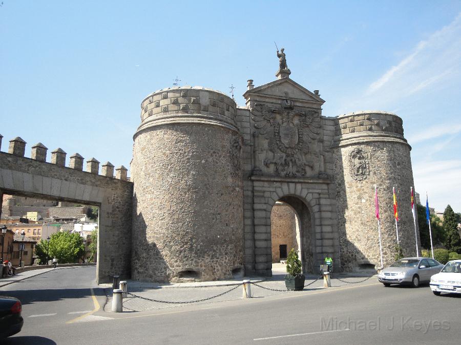 DSC01712.JPG - Toledo Entrance