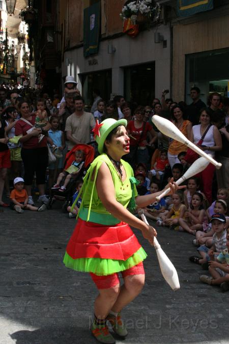 IMG_7859.JPG - Street Juggler