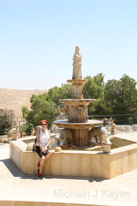 IMG_7117.JPG - Fountain at Shepherd's Field