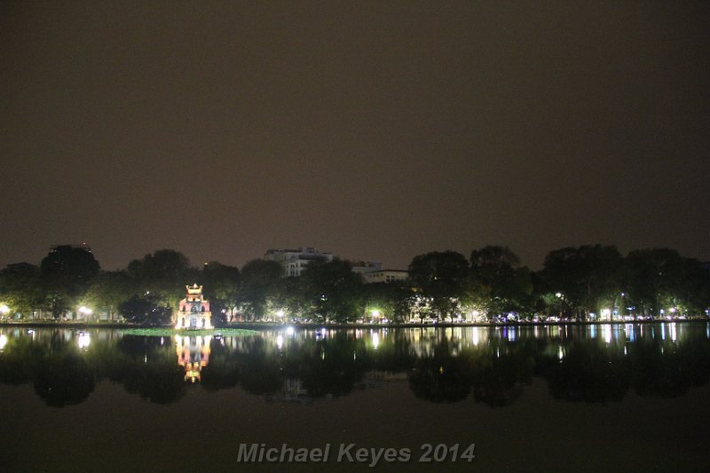 IMG_7426.JPG - Hoan Kiem Lake reflections