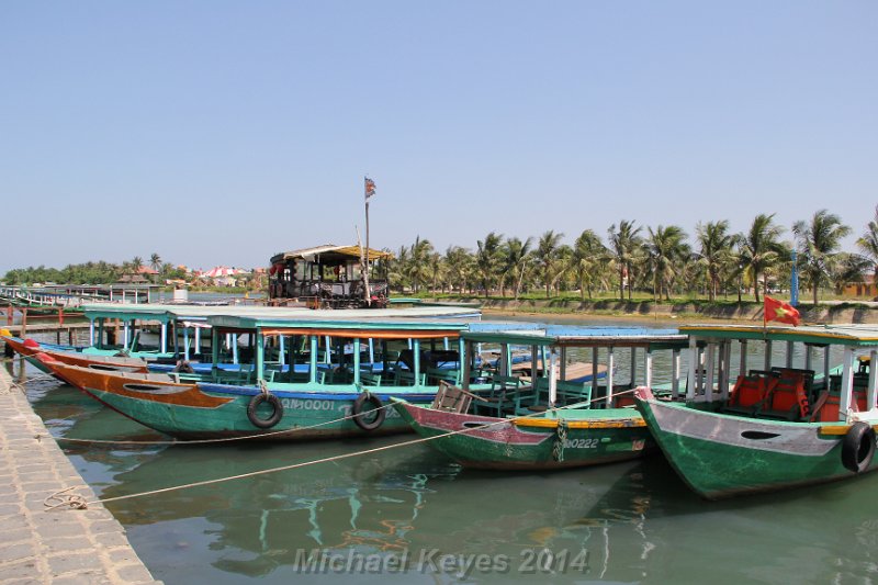 IMG_0070.JPG - Tour Boats