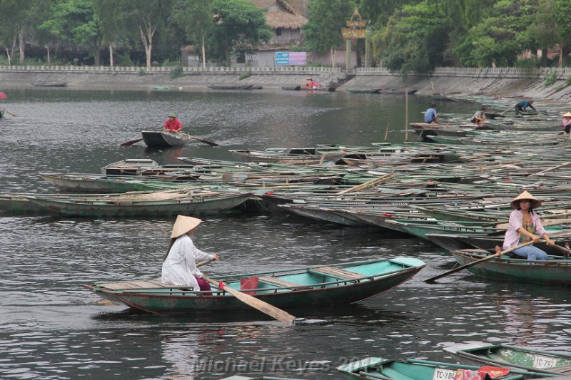 IMG_8840.JPG - Tam Coc Wharf – starting point of journeys