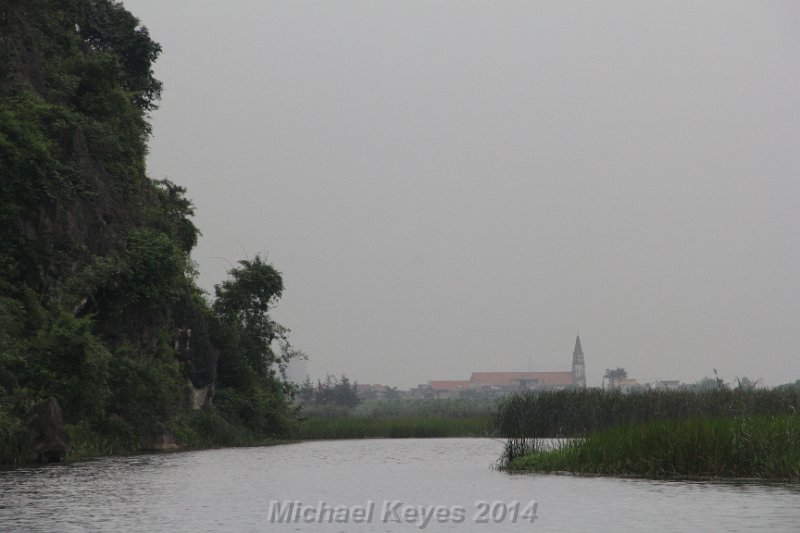 IMG_9371.JPG - Western style church in the distance