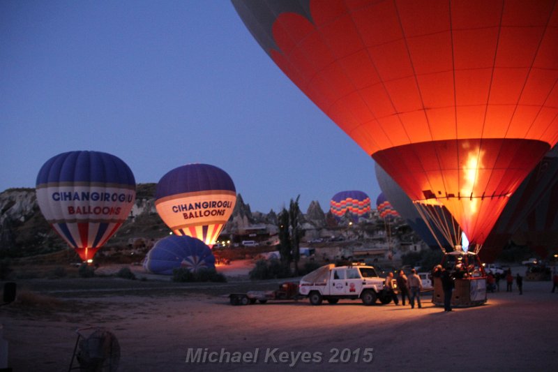 IMG_4991.JPG - Inflating the Balloons