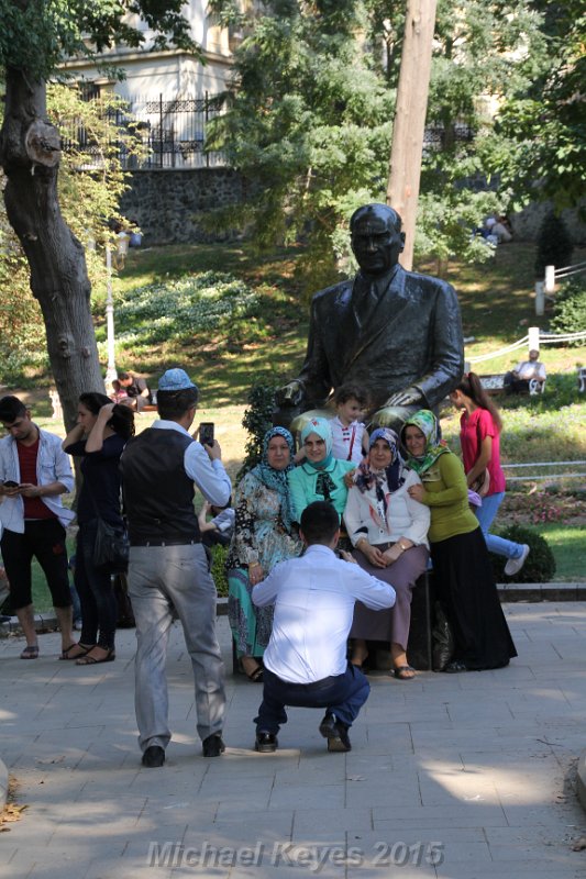 IMG_4318.JPG - Photo Op, in Gulhane Park, Istanbul