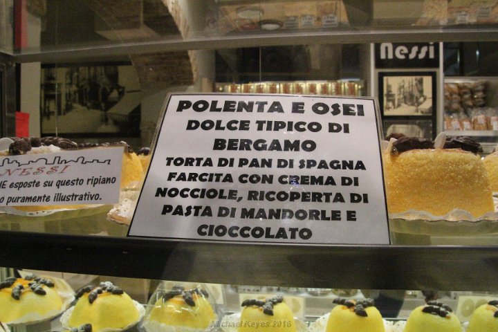 IMG_1588.JPG - Neither birds nor, polenta... But certainly as attractive as those yellow "Easter" chicks that we Americans Enjoy!