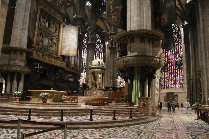 IMG_1927.JPG - Main Altar. 