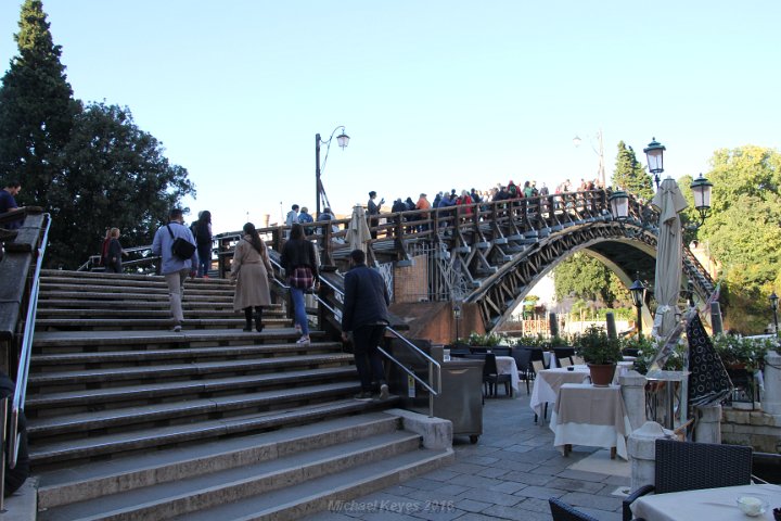 IMG_2613.JPG - Yes, time to cross back over the Grand Canal