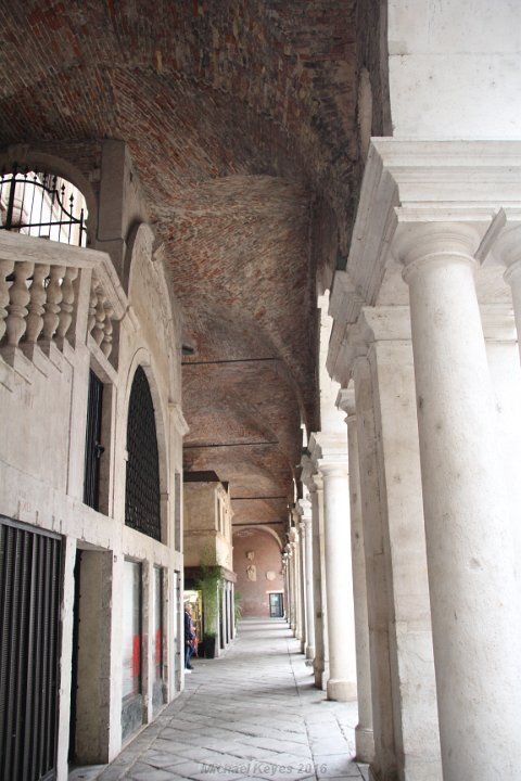 IMG_2401.JPG - Inside the Basilica Paladiana