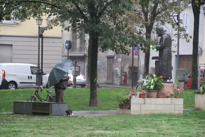 IMG_3201.JPG - Padre Pio in the Park