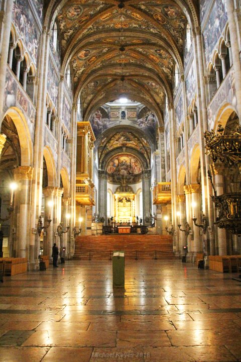 IMG_3220.JPG - Main Altar... polished floors... 