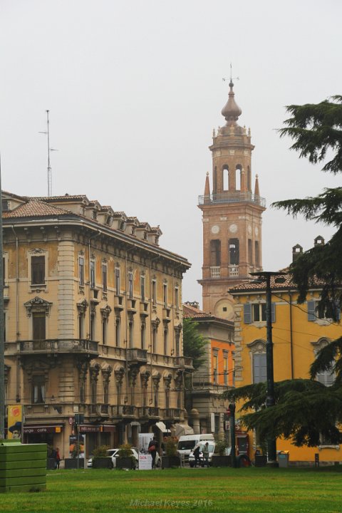 IMG_3289.JPG - same bell tower, from Piazzo Della Pilotta