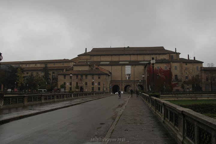 IMG_3309.JPG - looking back toward, Piazzo Della Pilotta