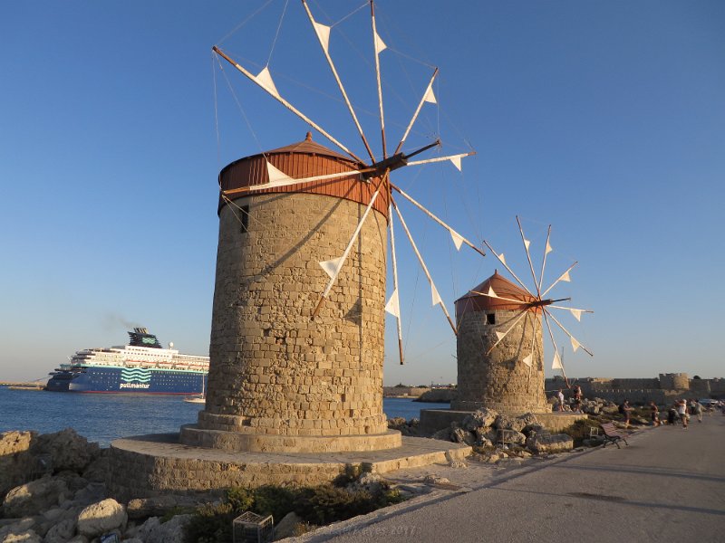 IMG_5885.JPG - Windmills at the Rhodes city Harbor