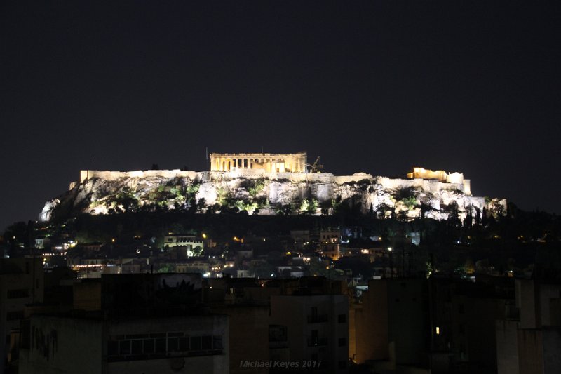 IMG_6159.JPG - View of the acropolis from the 7 th floor Roof Top at our hotel 